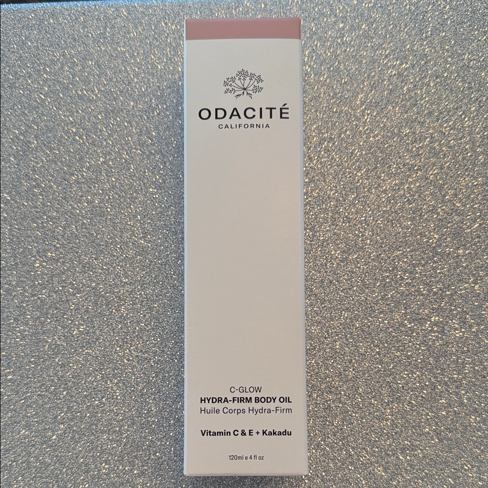 Odacité C-Glow Hydra-Firm Body Oil - White
